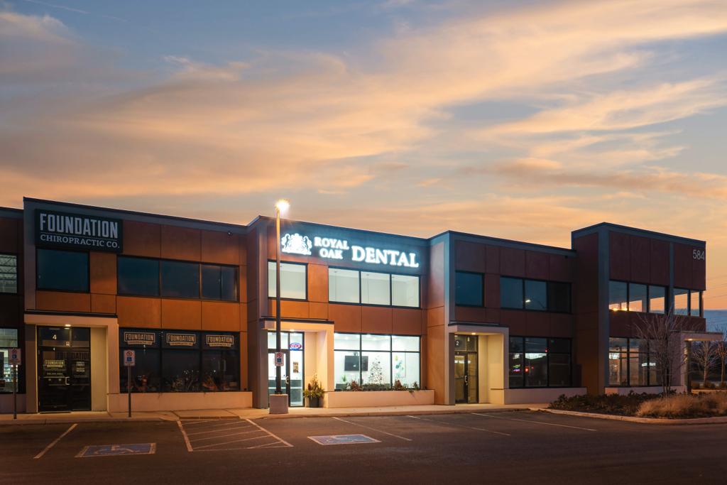 Royal Oak Dental | 584 Ford Dr #3, Oakville, ON L6J 0A4, Canada | Phone: (905) 339-1001