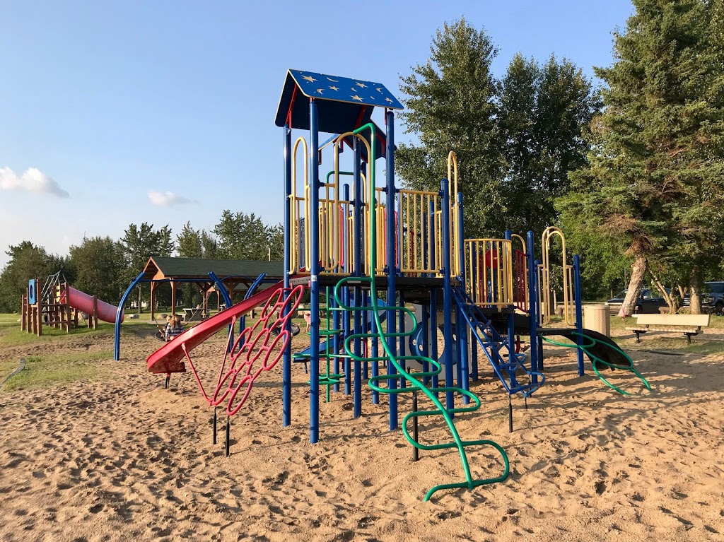 Sandy Beach Day Park | 66 Lakeshore Dr, Onoway, AB T0E 1V0, Canada