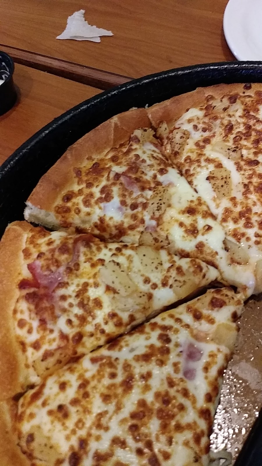 Pizza Hut | 8802 100a St, Fort Saskatchewan, AB T8L 2T2, Canada | Phone: (403) 310-1010