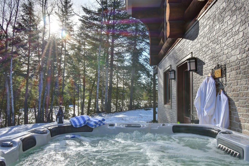 Le Huard - Chalet en bois rond | 1800 Chem. du Lac de lAbies, Labelle, QC J0T 1H0, Canada | Phone: (514) 833-0016