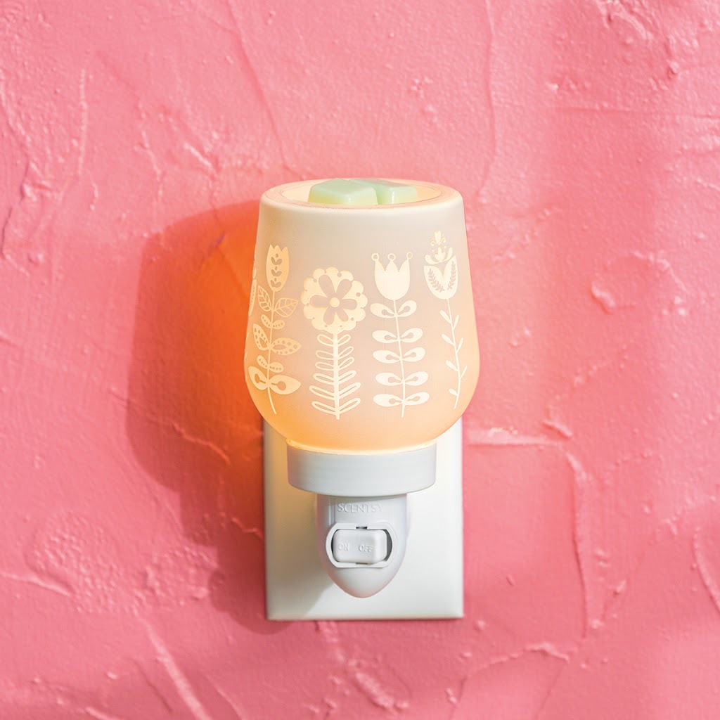 Chantal Brideau conseillère indépendante Scentsy | 100 Rue de Miramas, Terrebonne, QC J6Y 0G4, Canada | Phone: (438) 925-0710