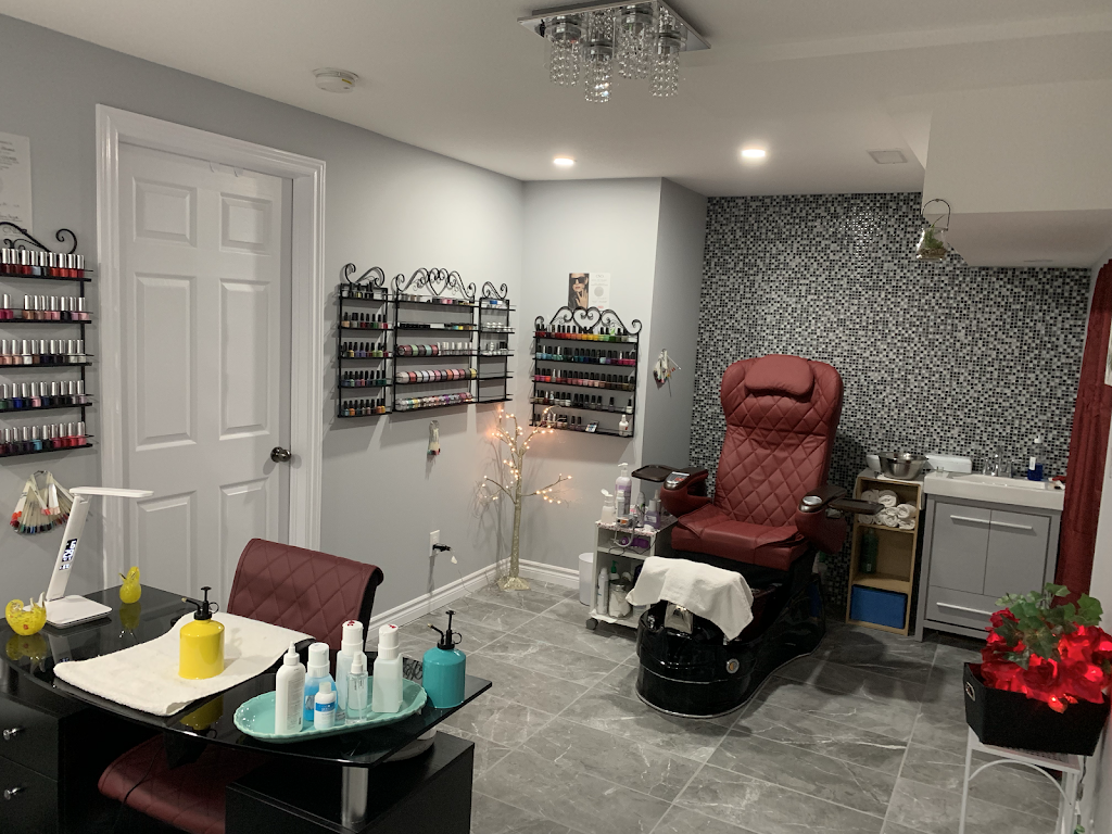 Lavish nails and beauty Spa | 387 Woolwich St, Waterloo, ON N2K 0E5, Canada | Phone: (519) 722-1613