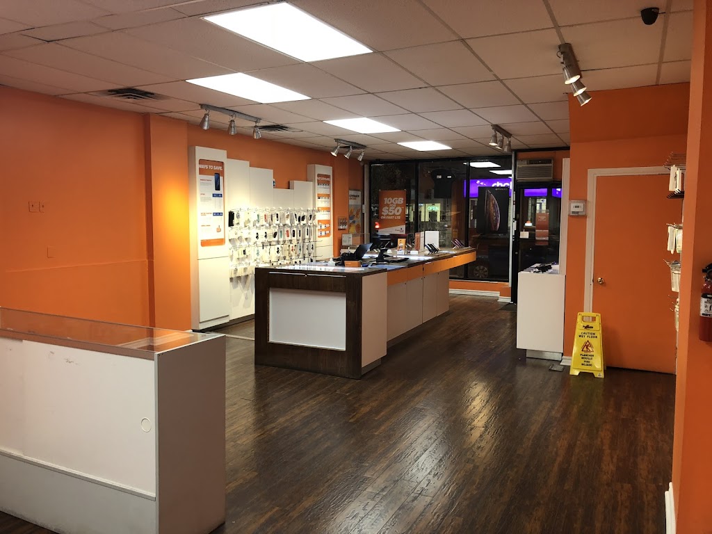 Freedom Mobile | 2124 Danforth Ave, Toronto, ON M4C 1J9, Canada | Phone: (647) 345-2255