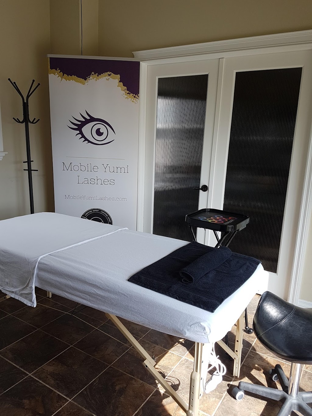 Yumi Lashes Carstairs | 1416 Ranch Rd, Carstairs, AB T0M 0N0, Canada | Phone: (403) 618-5344