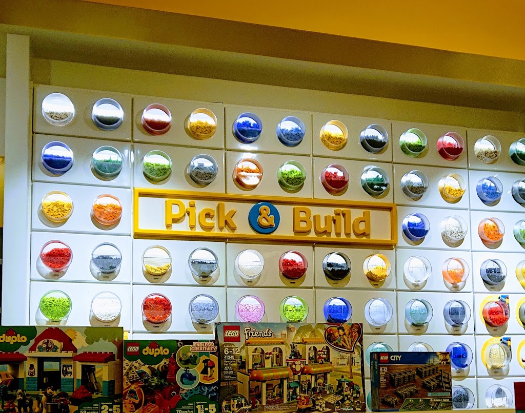 The LEGO Store | 25 The West Mall #1066, Etobicoke, ON M9C 1B8, Canada | Phone: (416) 695-2433