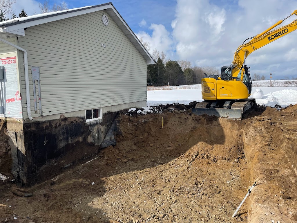 RJH Excavating | 28 Ball Point Rd, Little Britain, ON K0M 2C0, Canada | Phone: (905) 955-1483