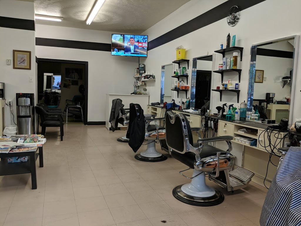 Rivo’s Barbershop | 695 Mt Pleasant Rd, Toronto, ON M4S 2N4, Canada | Phone: (416) 487-7031