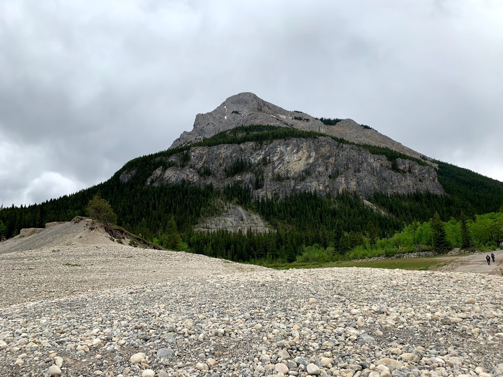 Barrier Lake Boat Rentals operated by Kananaskis Outfitters | AB-40, Kananaskis, AB T0L 2H0, Canada | Phone: (403) 591-7000