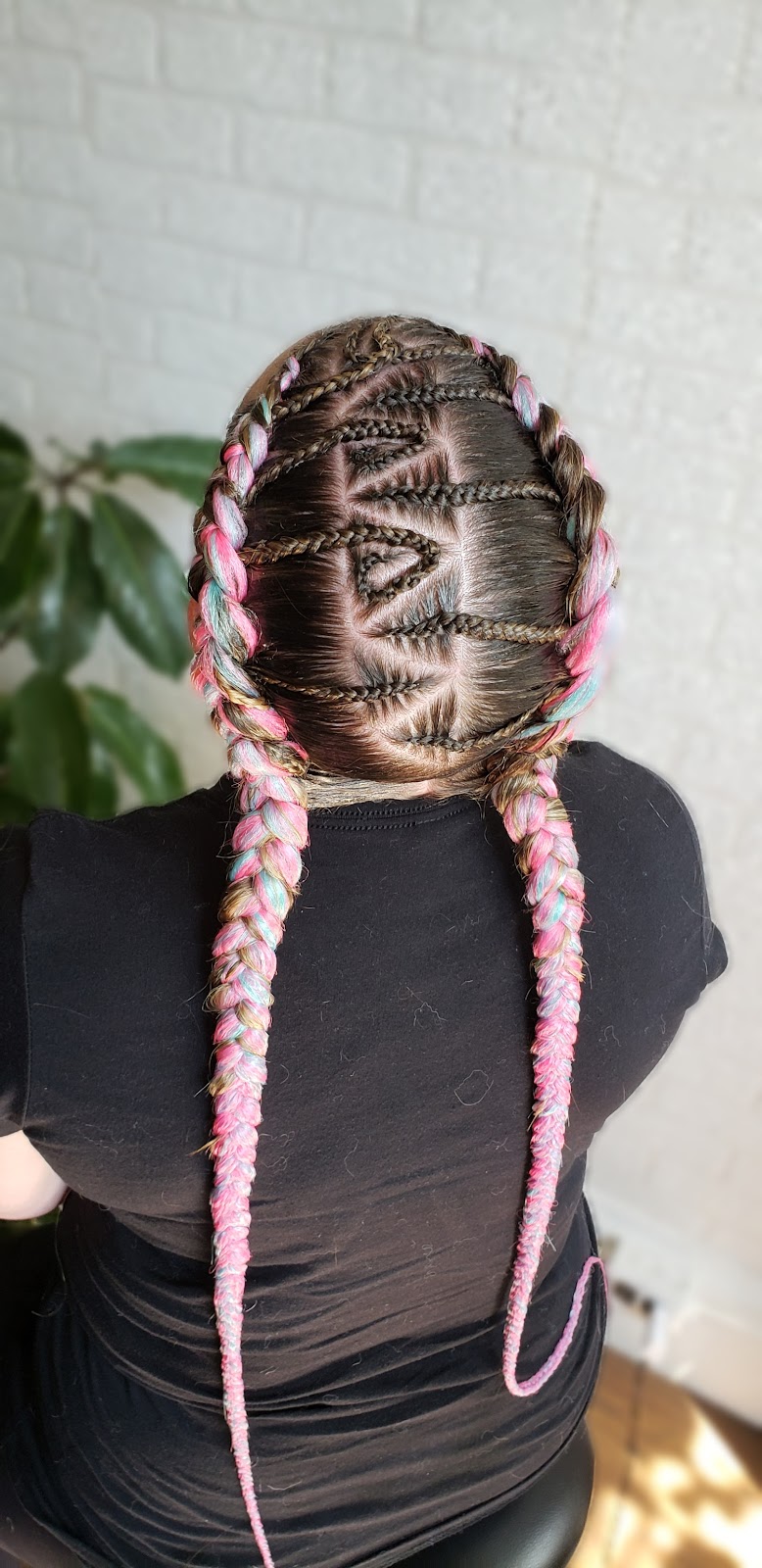 Braided bellas | 5328 89 St NW, Edmonton, AB T6E 5P9, Canada | Phone: (587) 712-3636