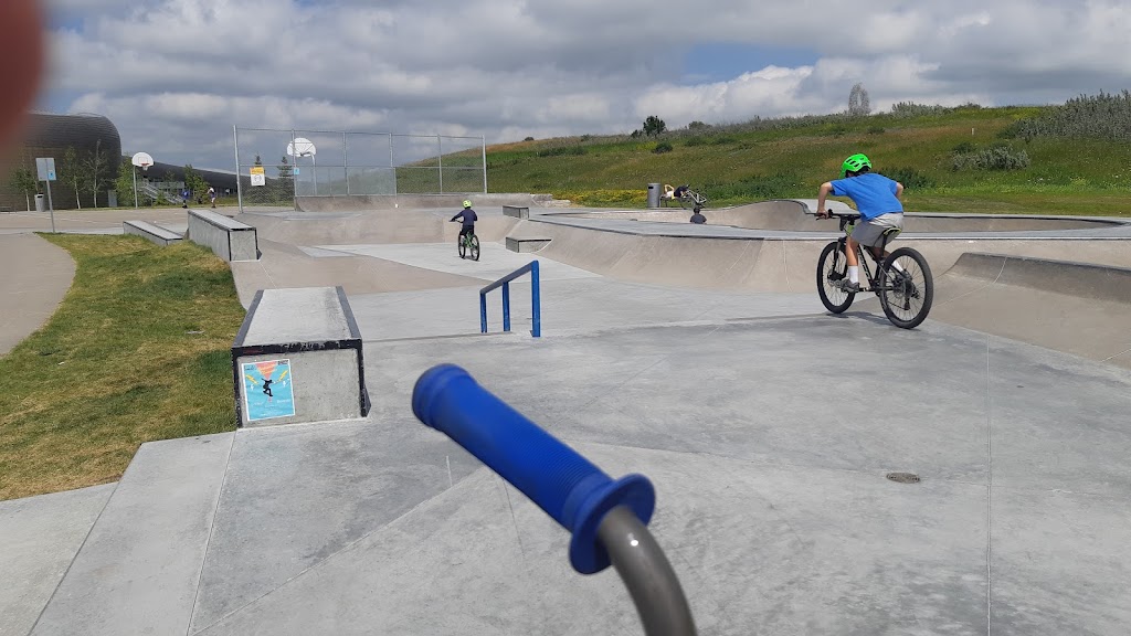 Royal Oak Rocky Ridge Skatepark | SB @ Rocky Ridge Recreation Centre, Calgary, AB T3G 5W6, Canada | Phone: (403) 351-6673