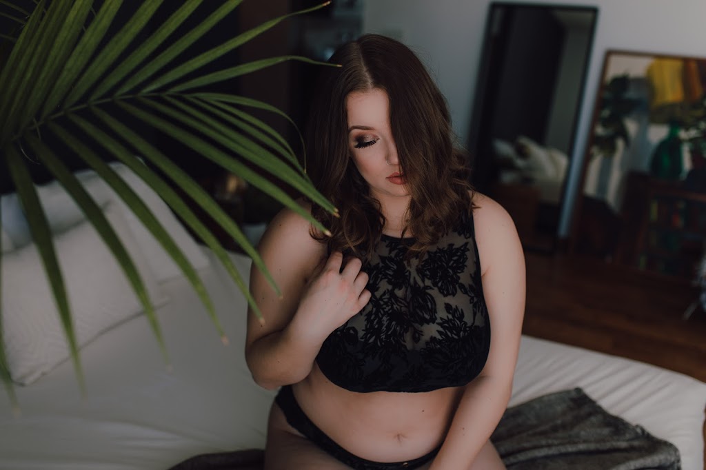 Krista Hawryluk Boudoir | Rodney St, Manitoba R4J 1A8, Canada | Phone: (204) 952-3179