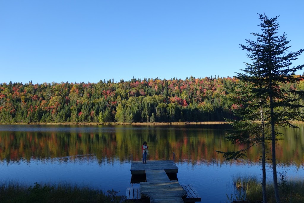 Entrée Saint-Mathieu du Parc national de la Mauricie | 15 km Northwest Of Shawi, Saint-Mathieu-du-Parc, QC G0X 1N0, Canada | Phone: (819) 538-3232