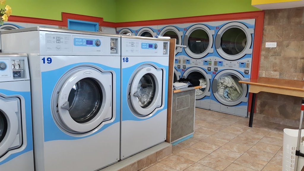 Wash n Dry Coin Laundry | 1677 OConnor Dr, North York, ON M4A 1W5, Canada | Phone: (416) 447-6555