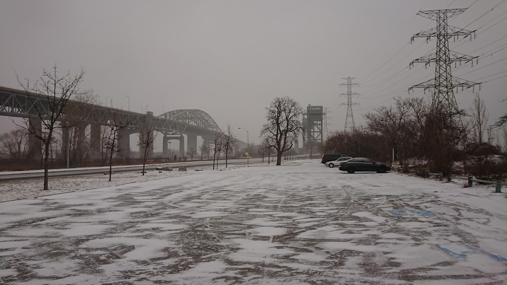 South Parking Lot of Burlington Canal Light House | Hamilton Beach A, Hamilton, ON L8H 6Z9, Canada