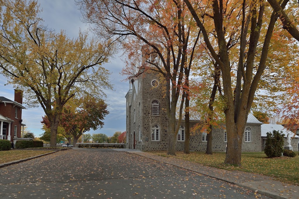 Purification of the Blessed Virgin Mary | 445 Rue Notre-Dame, Repentigny, QC J6A 2T3, Canada | Phone: (450) 581-2484