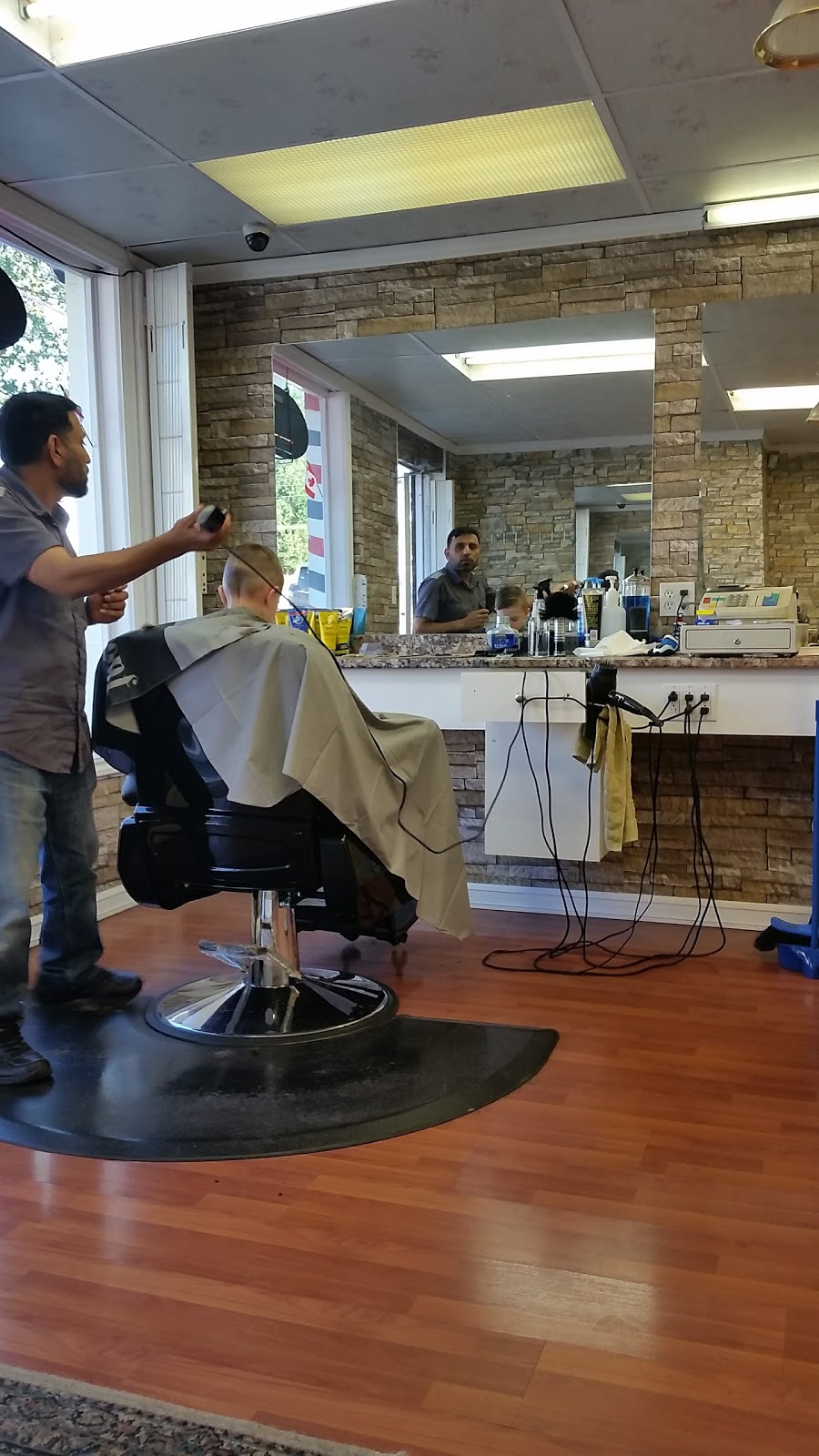 Mohs Haircuts | 1058 Delestre Ave, Coquitlam, BC V3K 2H2, Canada | Phone: (604) 773-3864