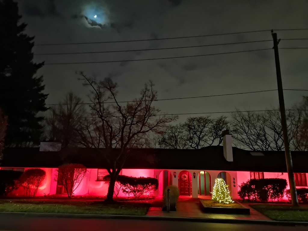 Georges Square Veterans Memorial | Oakville, ON L6J, Canada