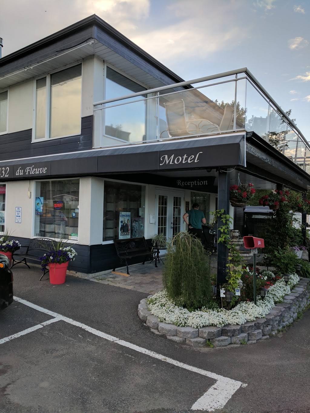 Motel Parc Beaumont | 432 Route du Fleuve, Beaumont, QC G0R 1C0, Canada | Phone: (418) 837-3787