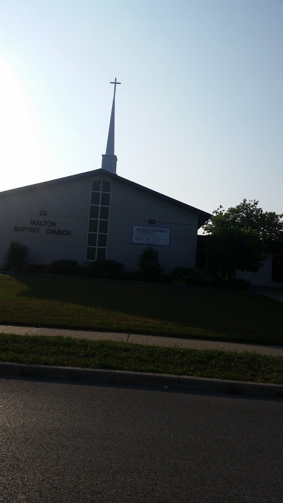 Malton Baptist Church | 3415 Etude Dr, Mississauga, ON L4T 1T5, Canada | Phone: (905) 671-3313