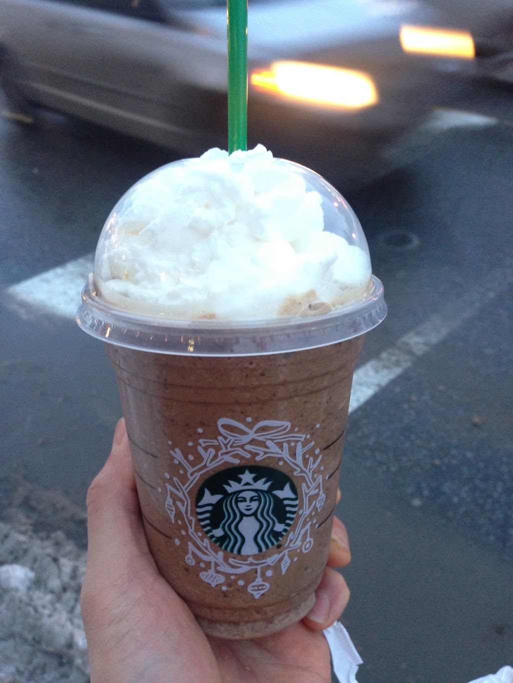 Starbucks | 349 Preston St 20A, Preston Square Unit 1D, Ottawa, ON K1S 5N4, Canada | Phone: (613) 236-1743