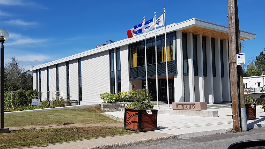 Rigaud City Hall | 106 Rue Saint-Viateur, Rigaud, QC J0P 1P0, Canada | Phone: (450) 451-0869