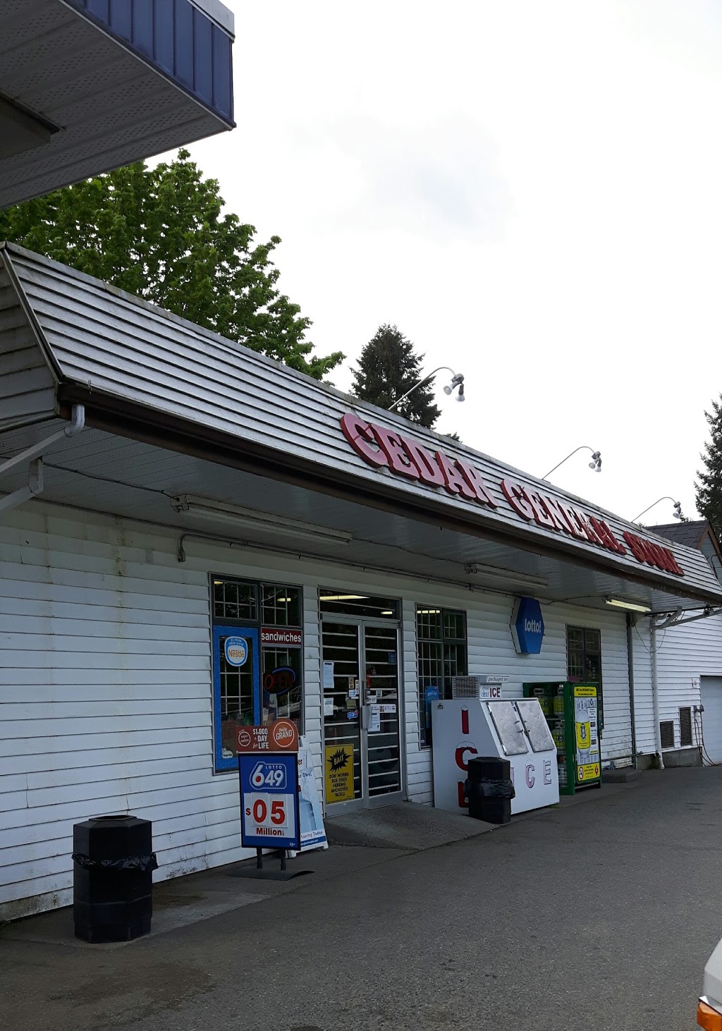 Cedar General Store | 1771 Cedar Rd, Nanaimo, BC V9X 1L5, Canada | Phone: (250) 722-3232