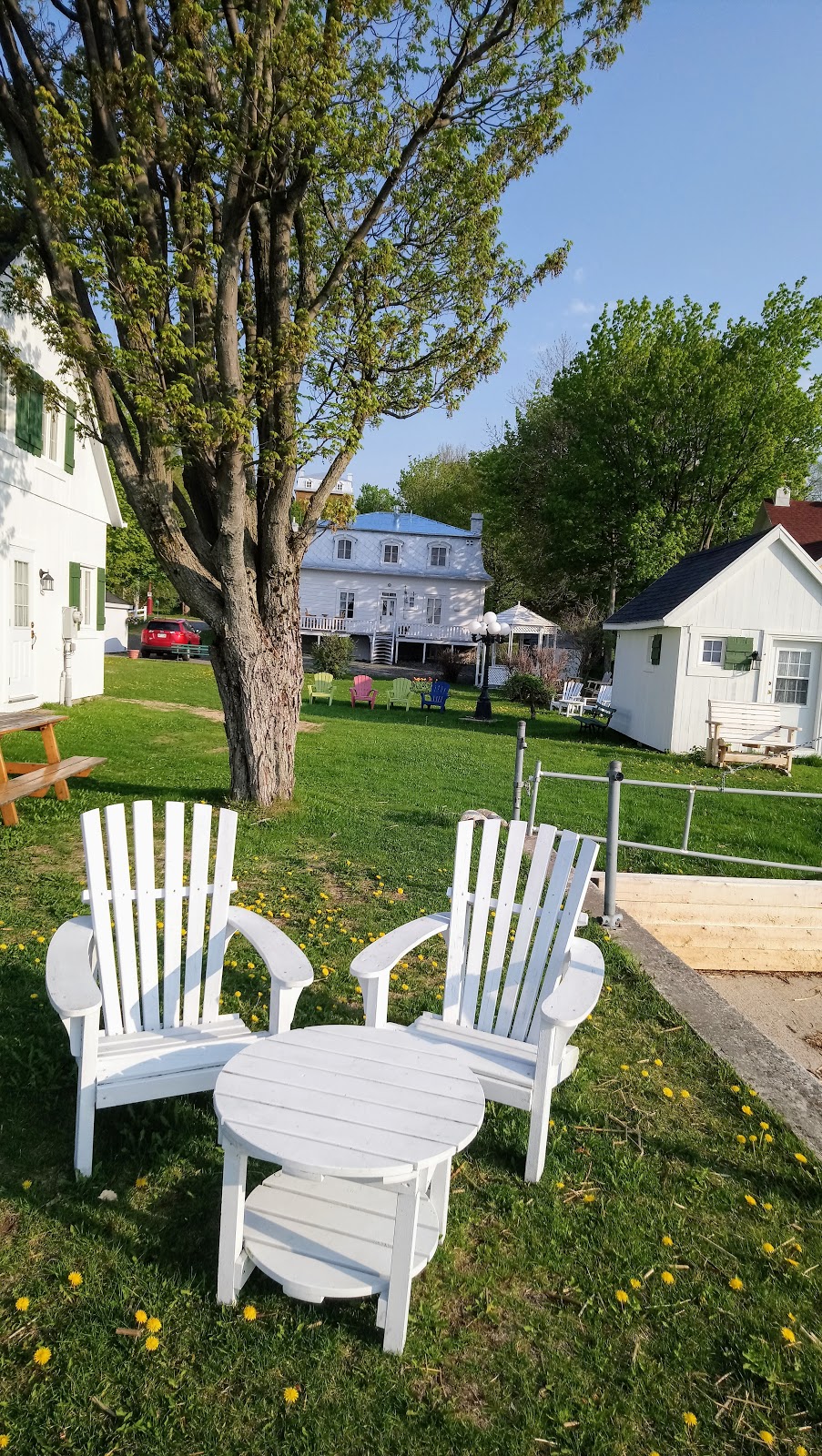 Gîte La Cinquième Saison | 4711 Chemin Royal, Saint-Jean-de-lÎle-dOrléans, QC G0A 3W0, Canada | Phone: (418) 203-0558