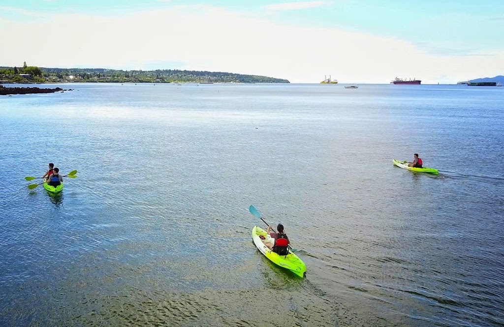 Vancouver Water Adventures | Kitsilano Beach Public Tennis Courts, Arbutus St, Vancouver, BC V6J 5N2, Canada | Phone: (604) 736-5155