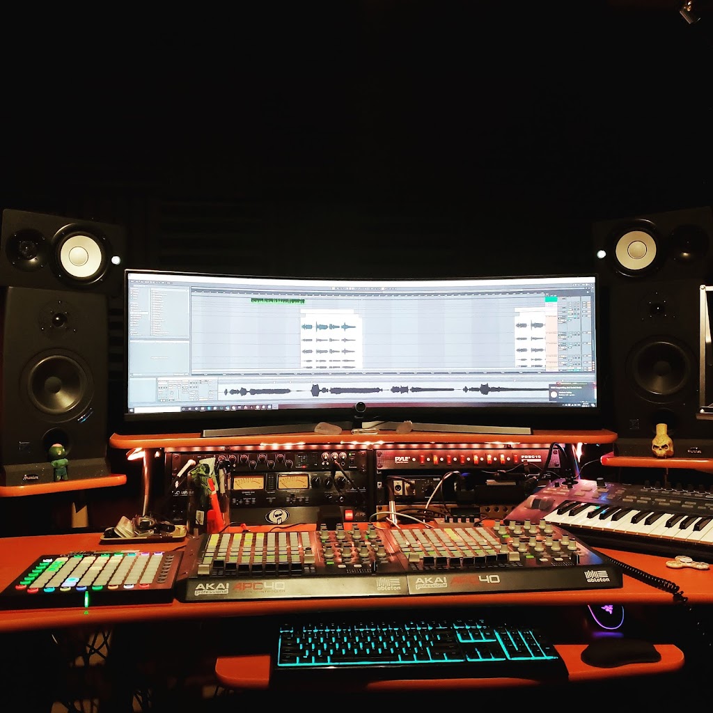 Voices and Sound Studios | 1 Langlaw Dr, Cambridge, ON N1P 1H8, Canada | Phone: (347) 708-0314