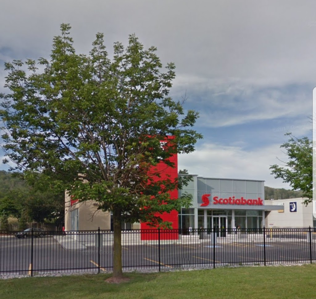 Scotiabank | 150 Main St E, Grimsby, ON L3M 1P1, Canada | Phone: (905) 309-6240