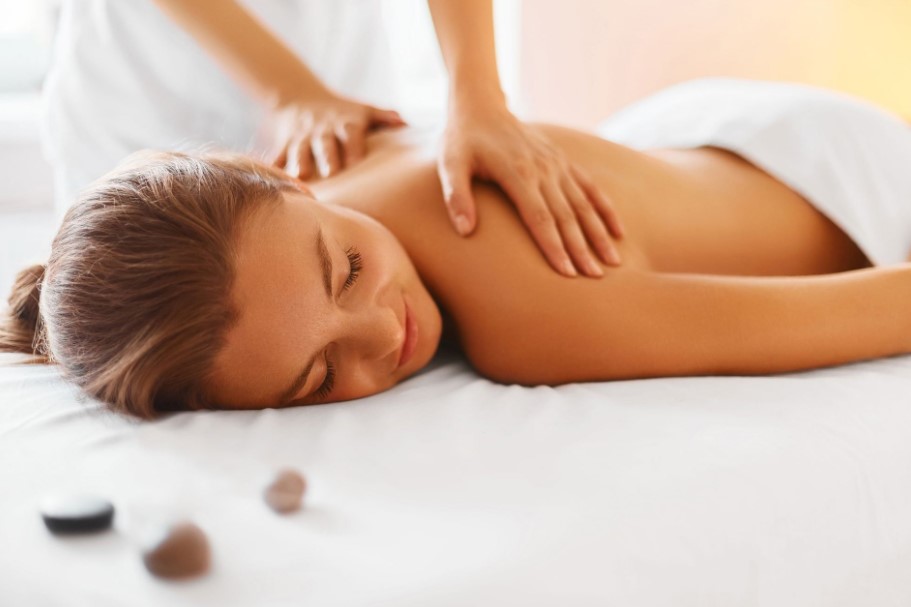Oliver Stubbs Massage Therapy | 409 Roncesvalles Ave, Toronto, ON M6R 2N1, Canada | Phone: (647) 273-1014