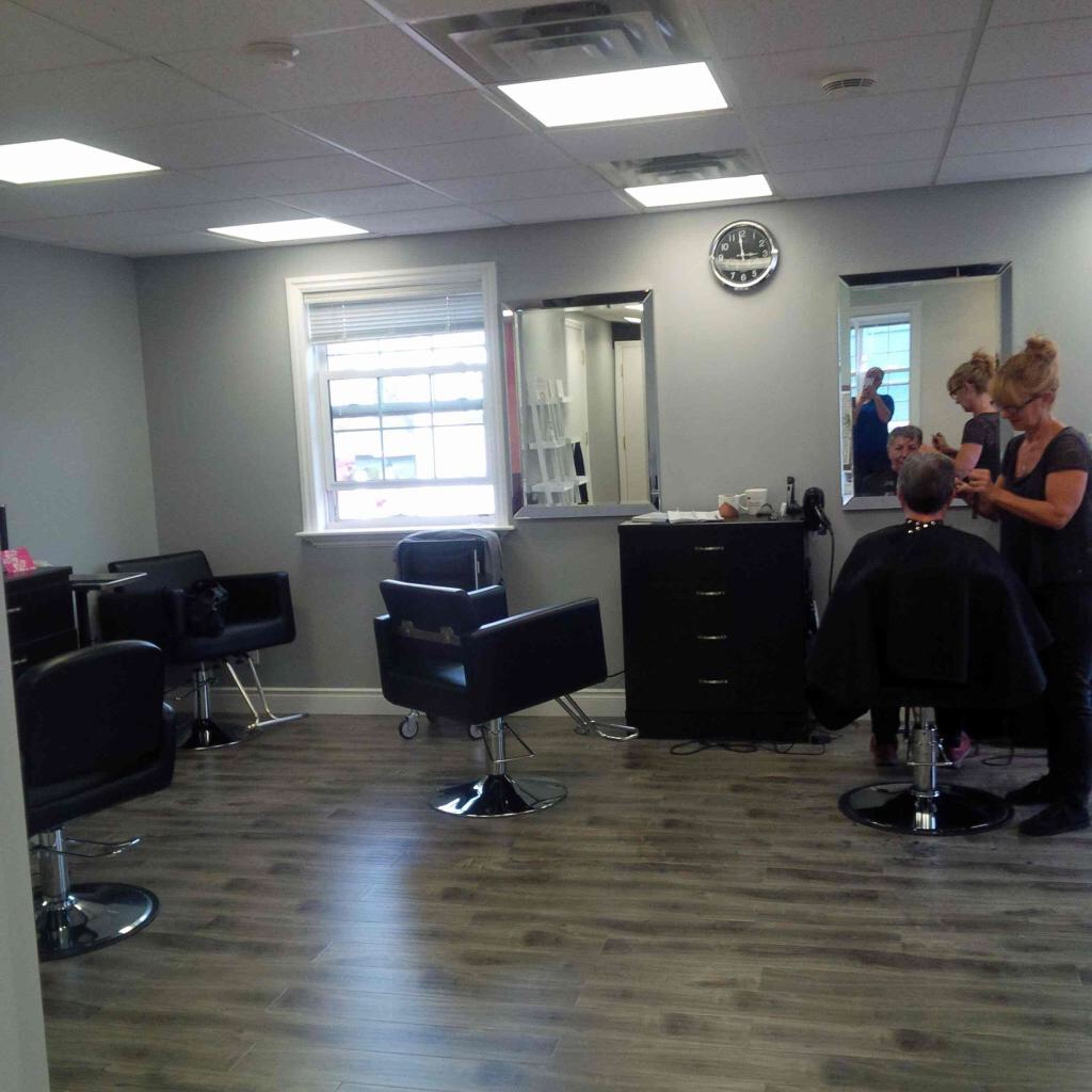 Dream Salon | 231 Frederick St, Kitchener, ON N2H 2M7, Canada | Phone: (519) 588-2668