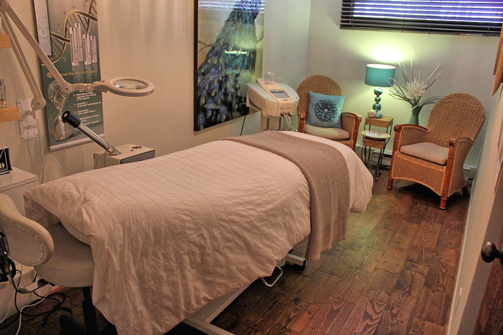 Institut De Beaute Nathalie | 1239 Rue de St Jovite, Mont-Tremblant, QC J8E 3J9, Canada | Phone: (819) 425-9754