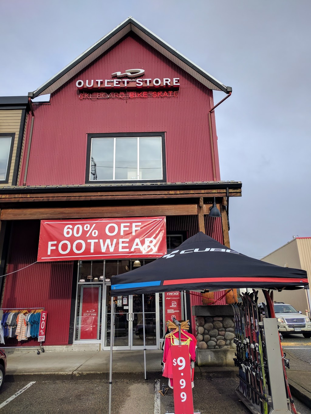 Whistler Blackcomb Outlet Store | 101-40147 Glenalder Pl, Squamish, BC V8B 0G2, Canada | Phone: (604) 898-3115