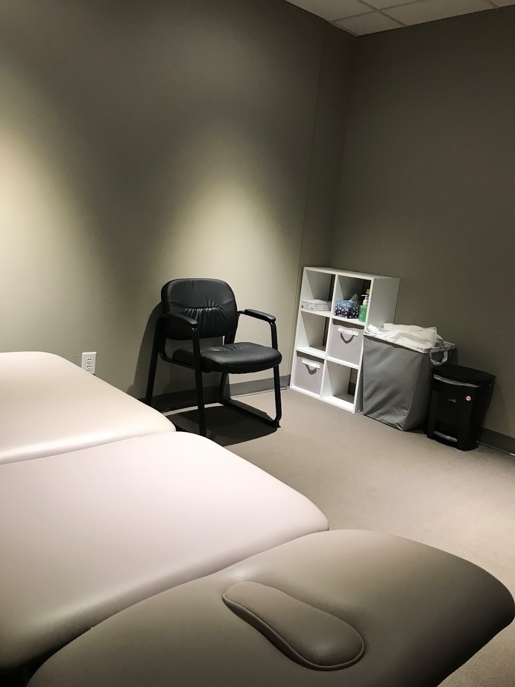 Lifemark Neurologic Physiotherapy St-Laurent | 2255 St. Laurent Blvd #120, Ottawa, ON K1G 4K3, Canada | Phone: (613) 454-0121