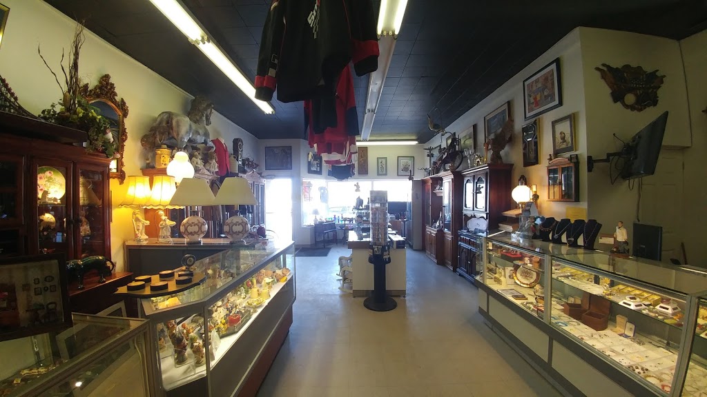 Joes Place Collectibles Store | 8172 Cummington Square W, Niagara Falls, ON L2G 6V9, Canada | Phone: (289) 296-2440