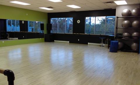 Julie Bergeron Danse Sociale | 1774 Boulevard des Laurentides, Vimont, QC H7M 2P6, Canada | Phone: (514) 571-8101