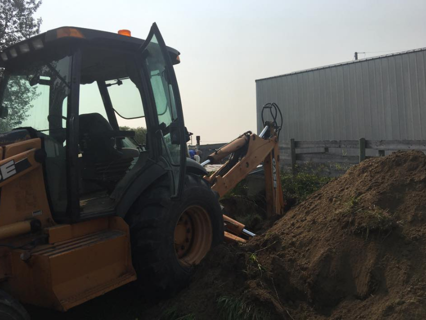 Webbs Excavating | 18 Vantage Cres, Olds, AB T4H 1P4, Canada | Phone: (403) 559-4142