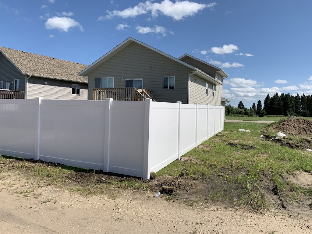 RJ Fencing | 3309 42 Ave, Red Deer, AB T4N 2Y7, Canada | Phone: (403) 506-2260