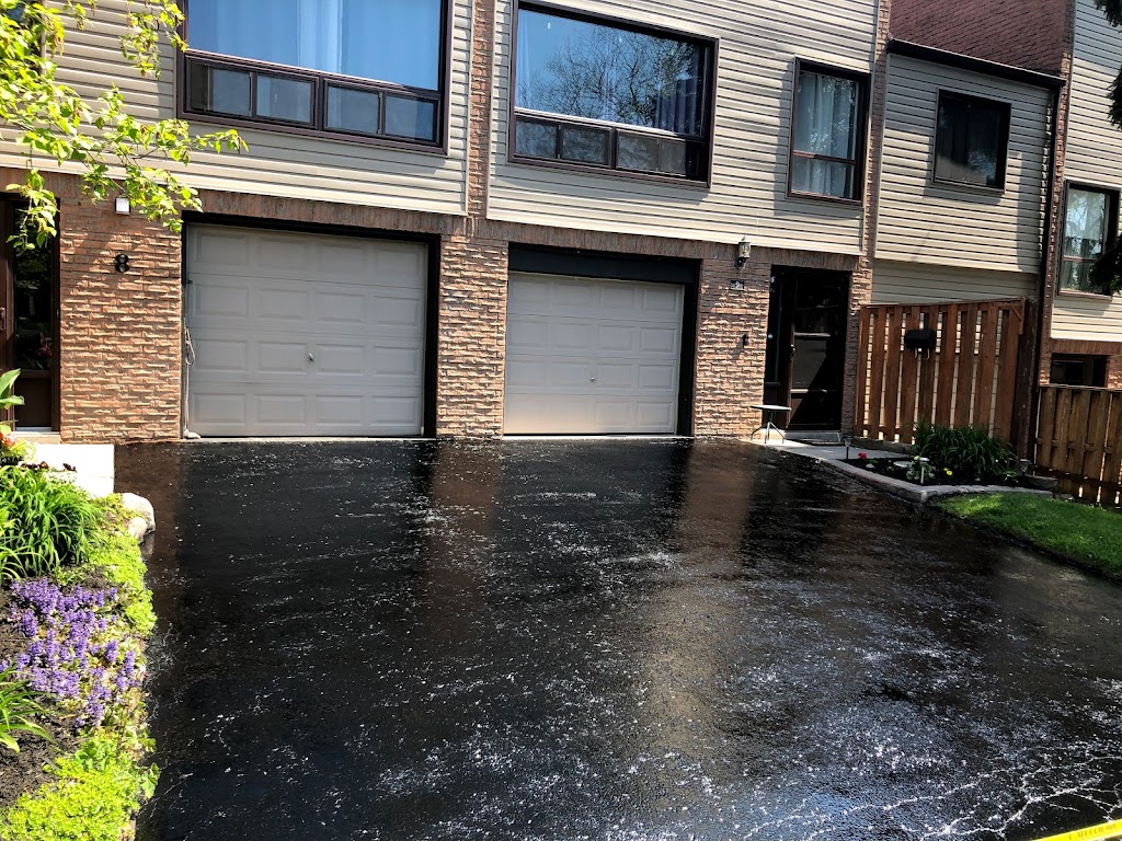 Honest Driveway Sealing and Repair | 4 Fenwick Ave, Bowmanville, ON L1C 4R6, Canada | Phone: (289) 943-8111