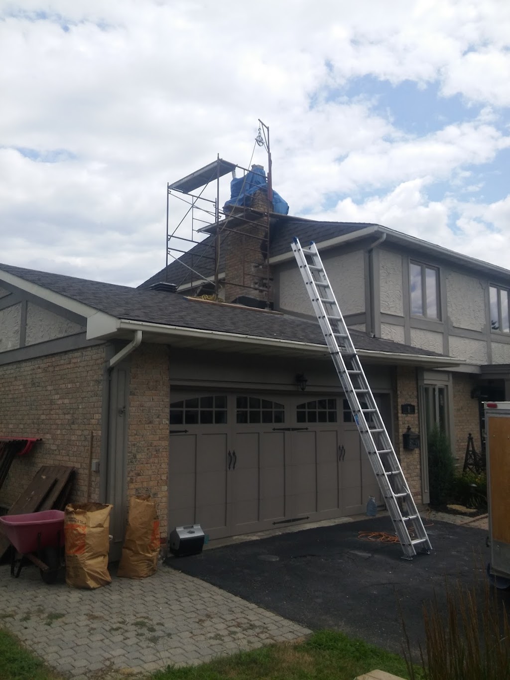 Specialized Chimney Services | 417 Lawler Crescent, Orléans, ON K4A 3X9, Canada | Phone: (613) 261-0975