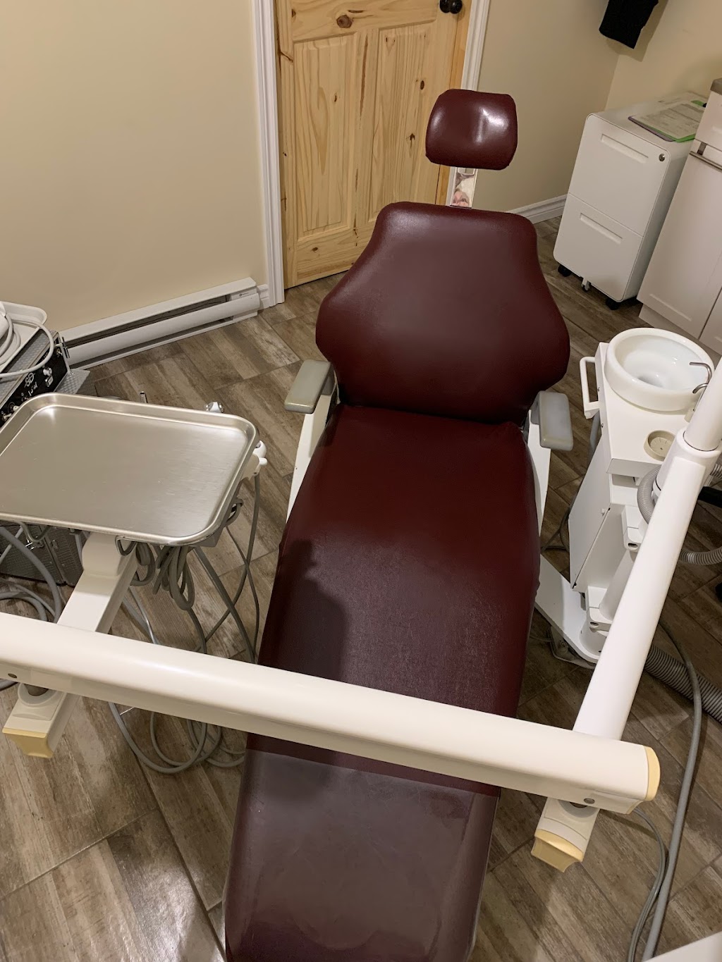 Hygiéniste dentaire mobile, Isabelle Simard, HD | 3 Rue des Oursons, Sainte-Marguerite-du-Lac-Masson, QC J0T 1L0, Canada | Phone: (450) 822-2069