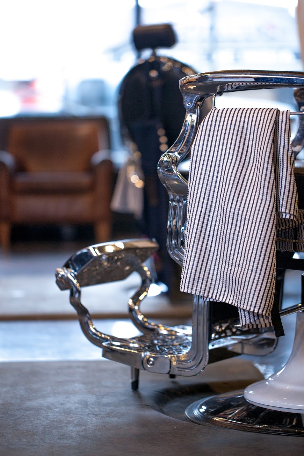 The Tailored Shave | 3030 Pandosy St, Kelowna, BC V1Y 1W2, Canada | Phone: (236) 420-4492