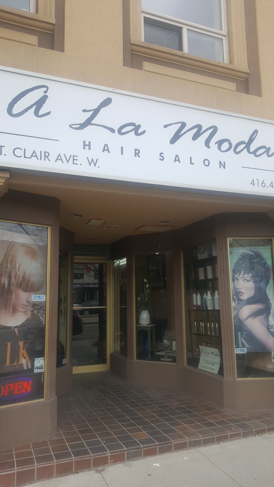 A La Moda Hair Salon | 1268 St Clair Ave W, Toronto, ON M6E 1B9, Canada | Phone: (416) 410-7266