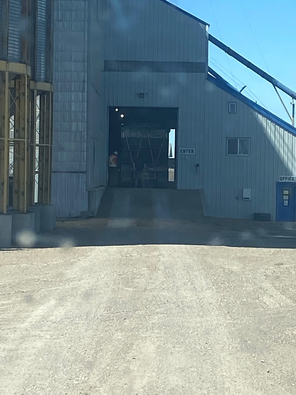 Delmar Commodities Ltd. - Somerset Elevator | 296 Carlton Ave, Somerset, MB R0G 2L0, Canada | Phone: (888) 974-7246