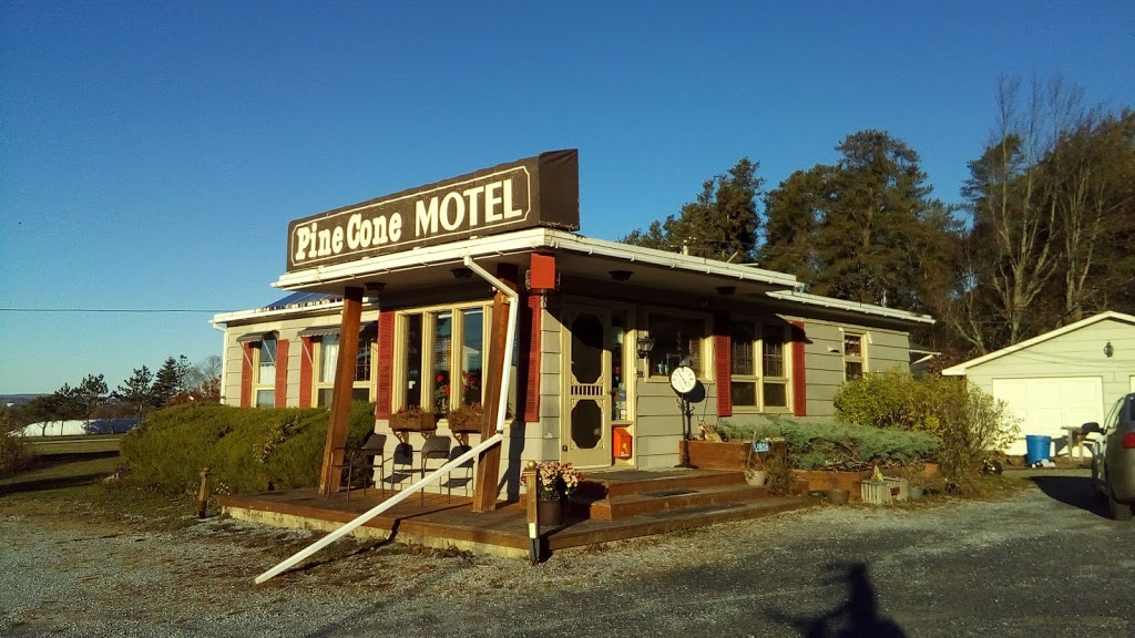 Pinecone Motel | 12808 NB-114, Penobsquis, NB E4G 2Y8, Canada | Phone: (506) 433-3958