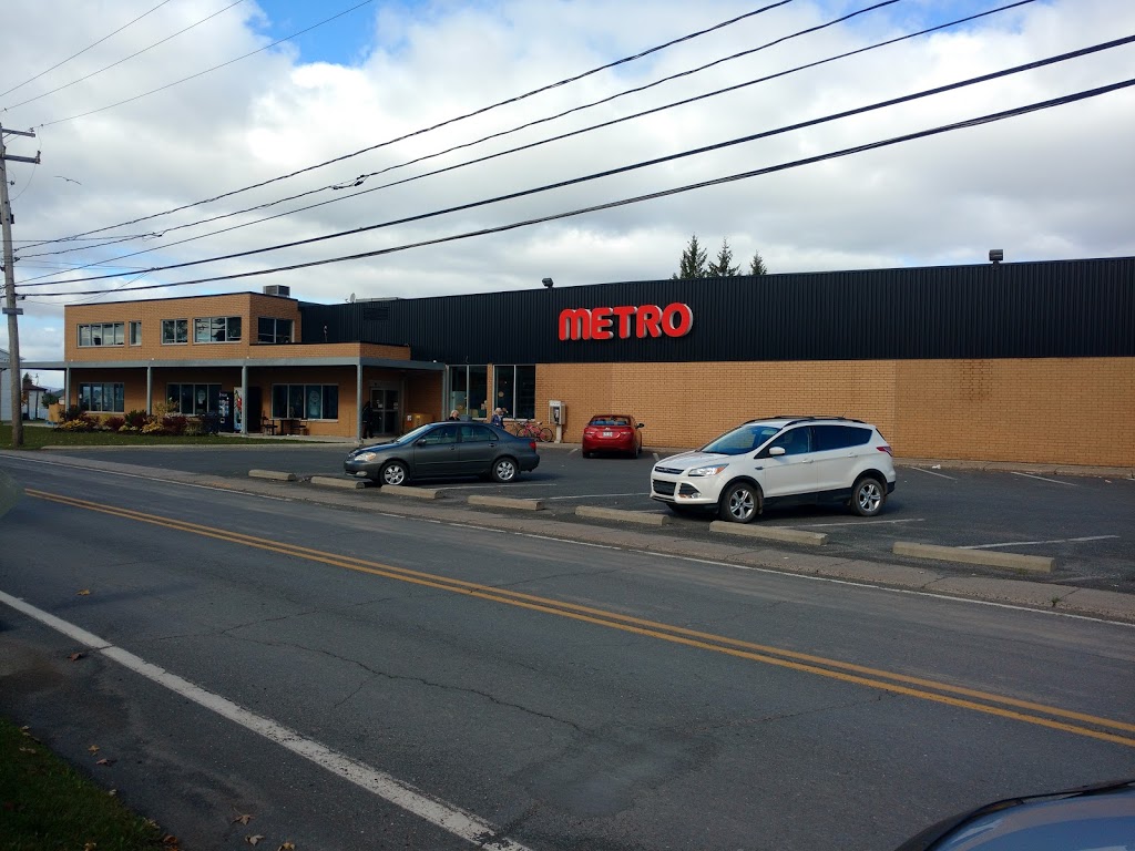 Metro Ste-Croix | 6452 Rue Principale, Sainte-Croix, QC G0S 2H0, Canada | Phone: (418) 926-2267