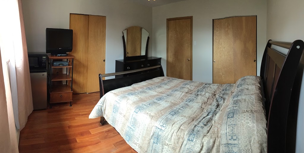 Chambre a louer Mirabel | 17828 Rue Victor, Mirabel, QC J7J 1L1, Canada | Phone: (514) 993-4888