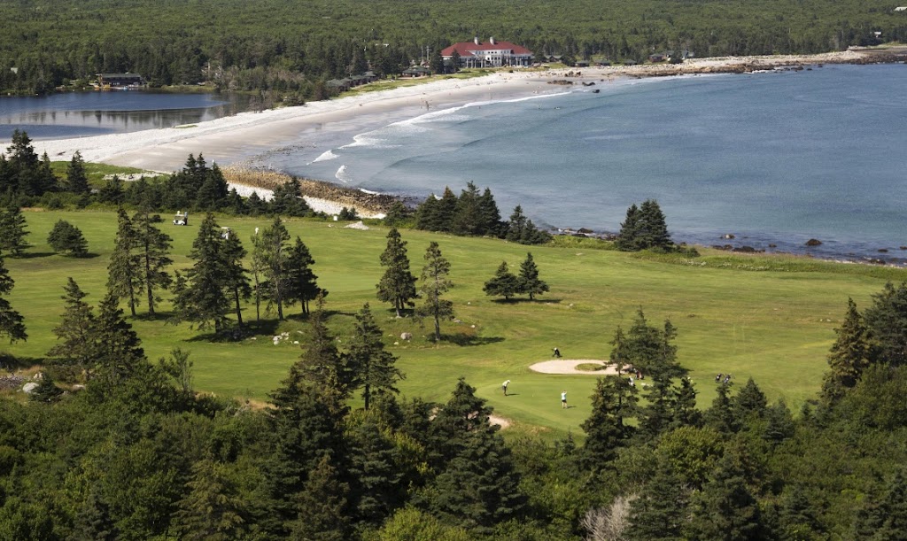 White Point Beach Resort & Golf Club | 75 White Point Beach Resort Rd, Hunts Point, NS B0T 1G0, Canada | Phone: (902) 354-2711