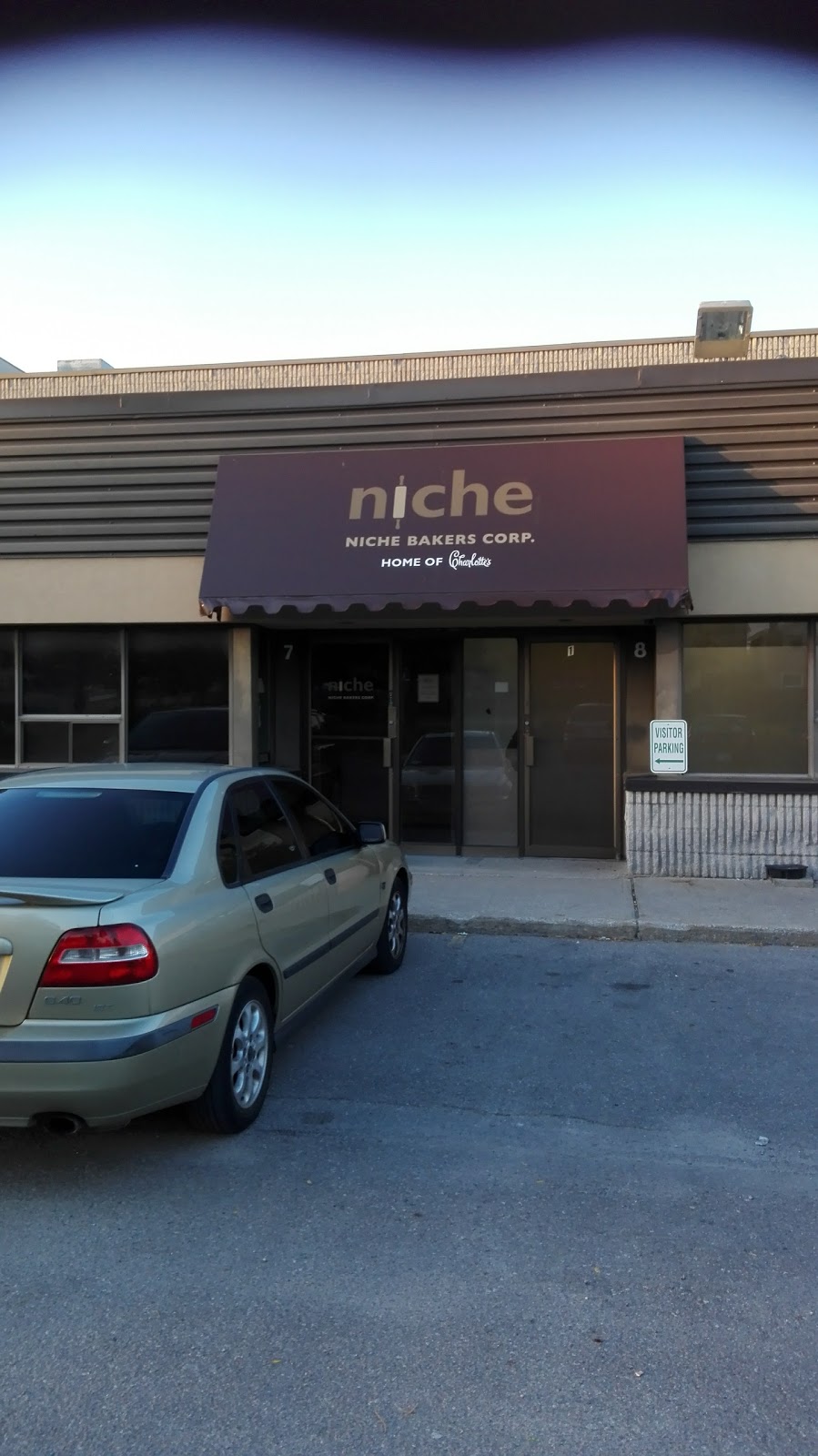 Niche Bakers Corporations | 6680 Finch Ave W, Etobicoke, ON M9W 6C2, Canada | Phone: (416) 213-8696